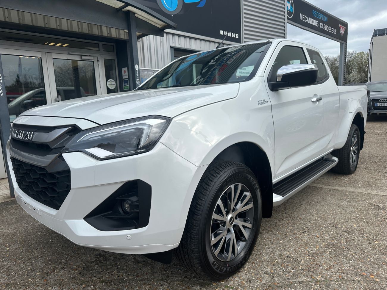 Mandataire ISUZU D-MAX N60 SPACE CAB 1.9 164 CH 4X4 BVA F+  2P