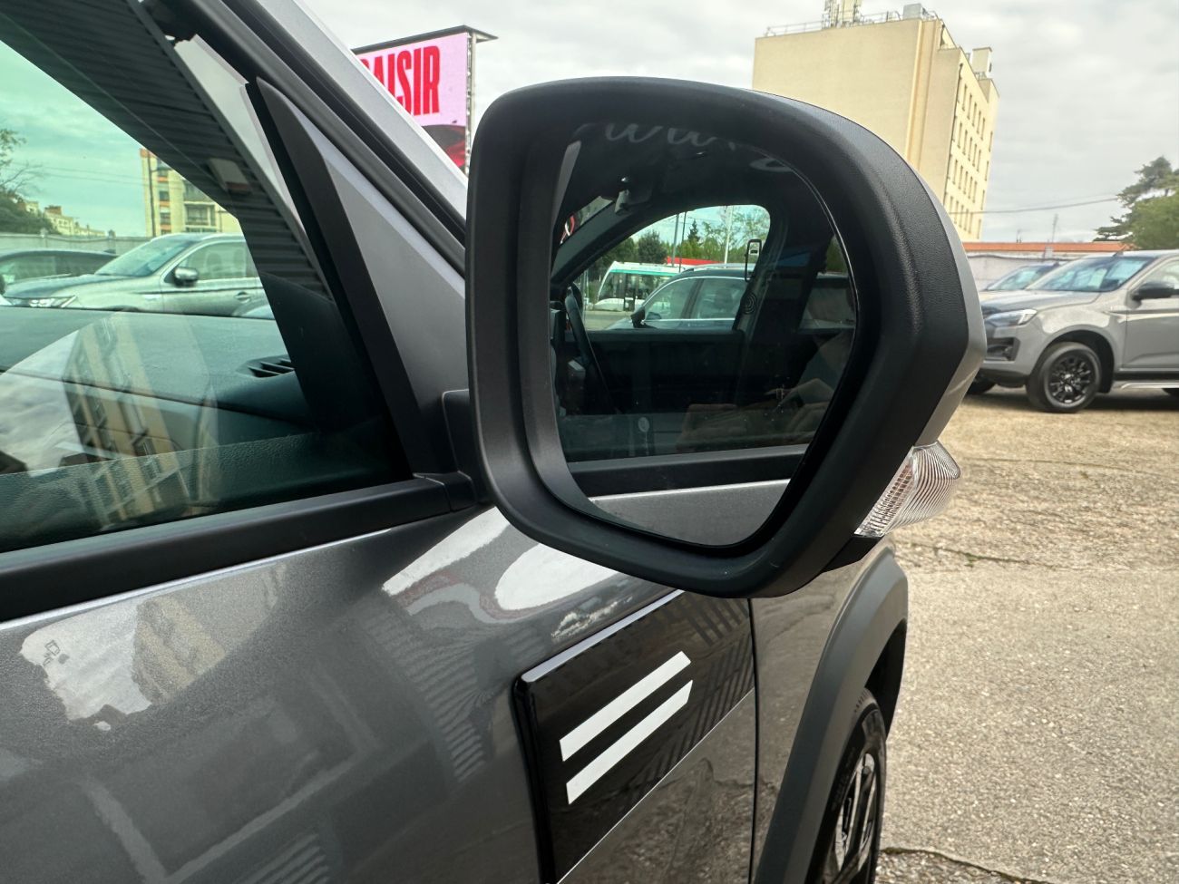 Mandataire Dacia BIGSTER HYBRID 155 Journey