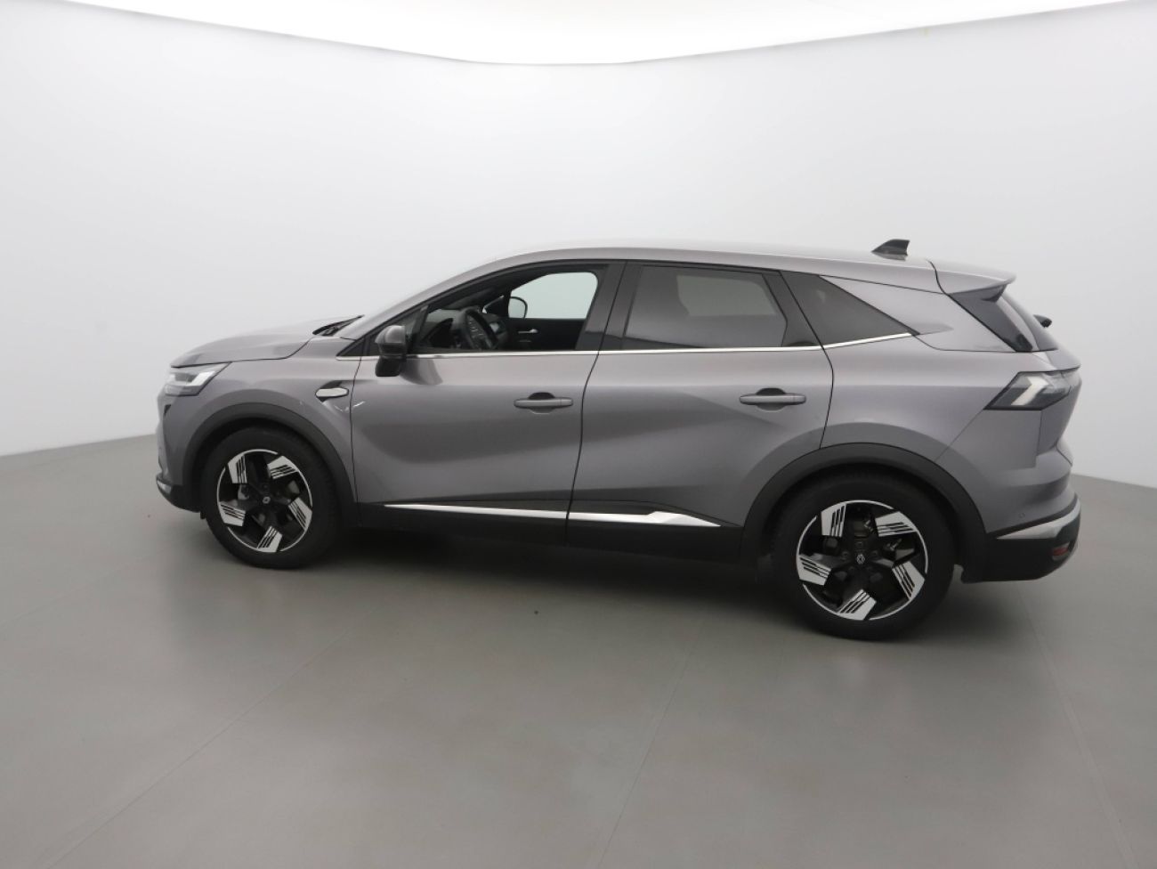 Mandataire RENAULT Symbioz 1.6 E-TECH FULL HYBRID 145CH ICONIC