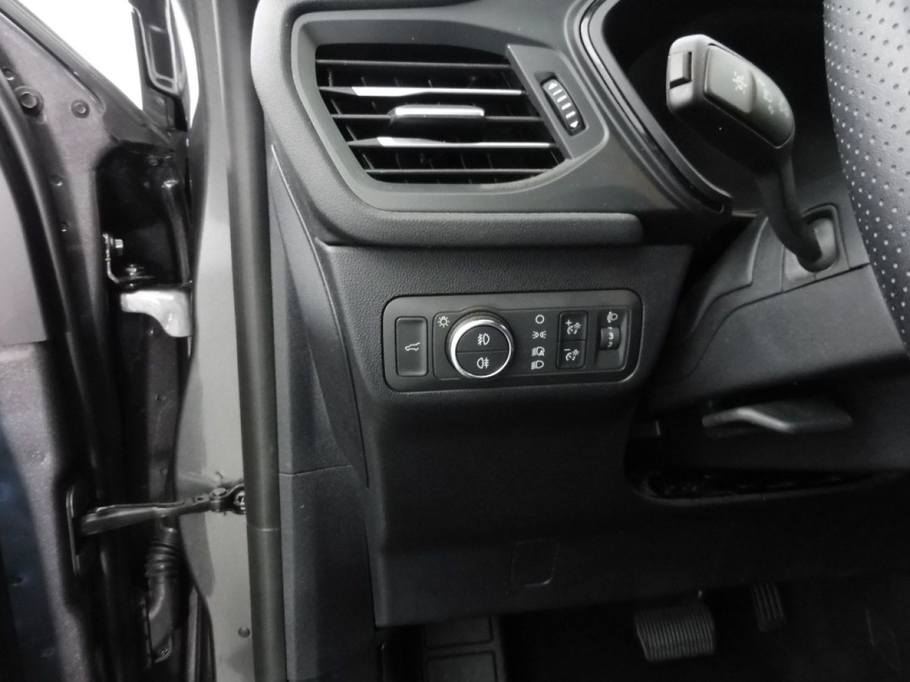 Mandataire Ford KUGA 2.0 TDCI 120CH ST-LINE POWERSHIFT