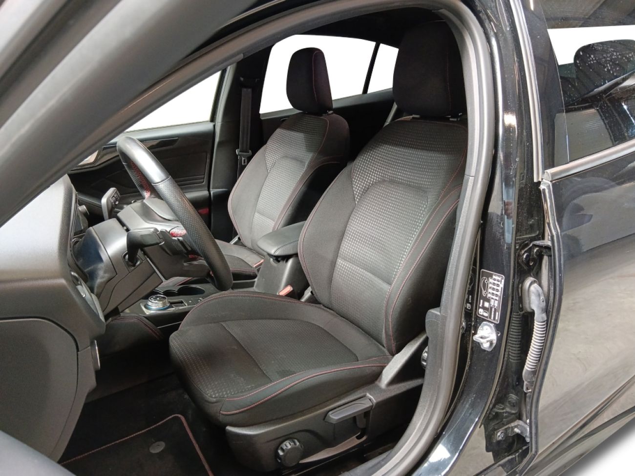 Mandataire Ford Focus 1.5 ECOBOOST 150 CAst line x