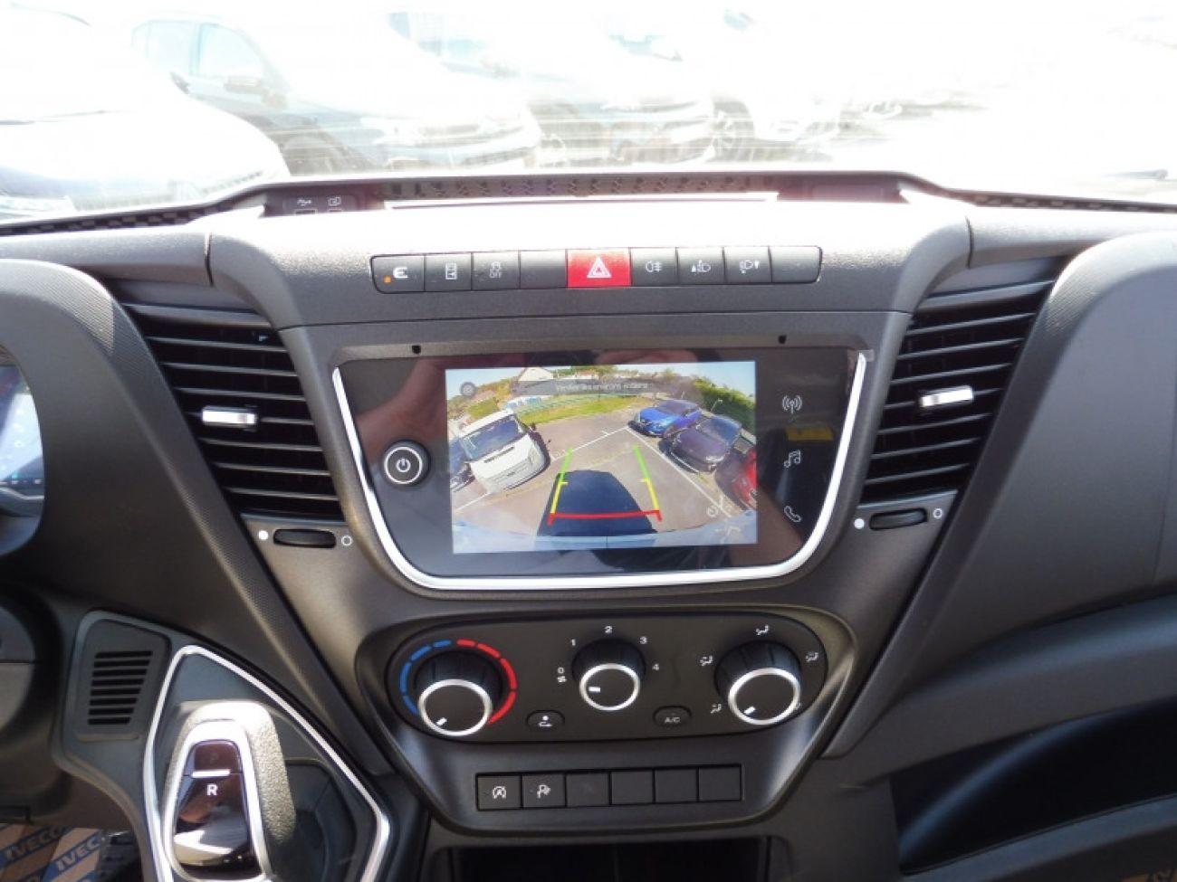 Mandataire IVECO Daily 35S16 2.3 V12 HI-MATIC 156CV