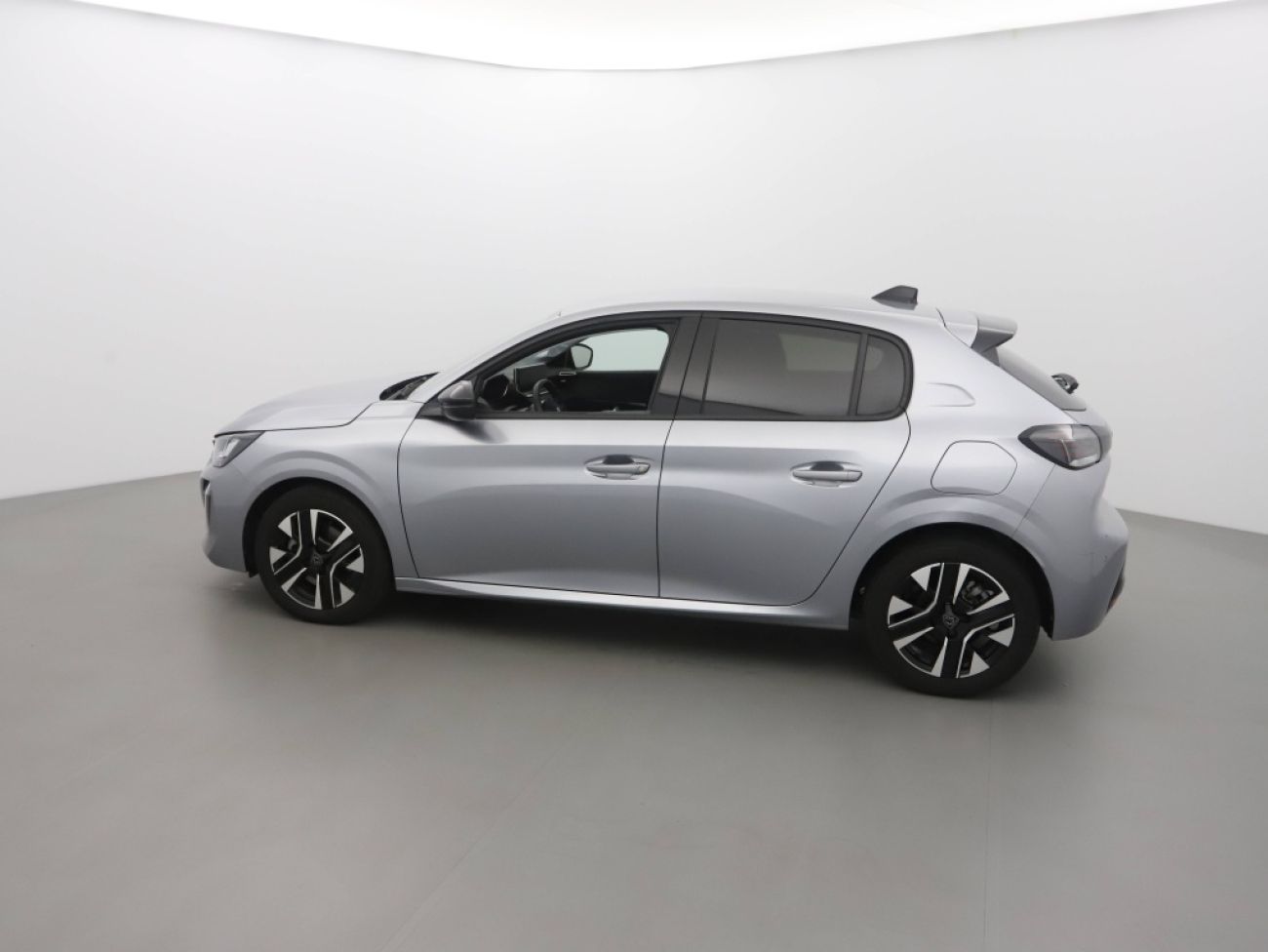 Mandataire PEUGEOT 208 1.2 100CH S&S ALLURE