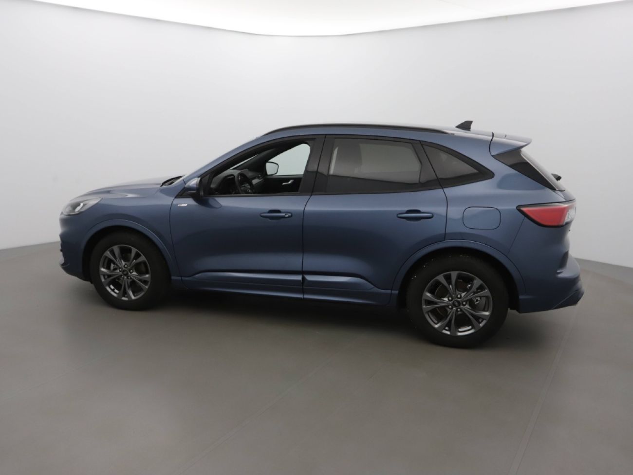 Mandataire Ford KUGA 2.0 TDCI 120CH ST-LINE POWERSHIFT