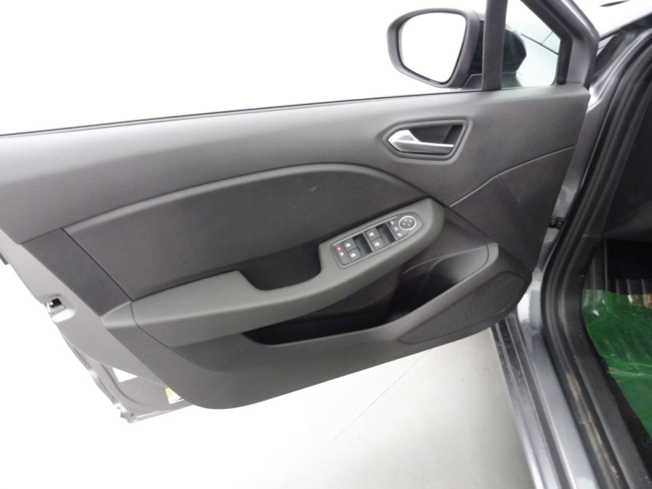 Mandataire RENAULT CLIO V 1.5 DCI 100CH EVOLUTION - 25