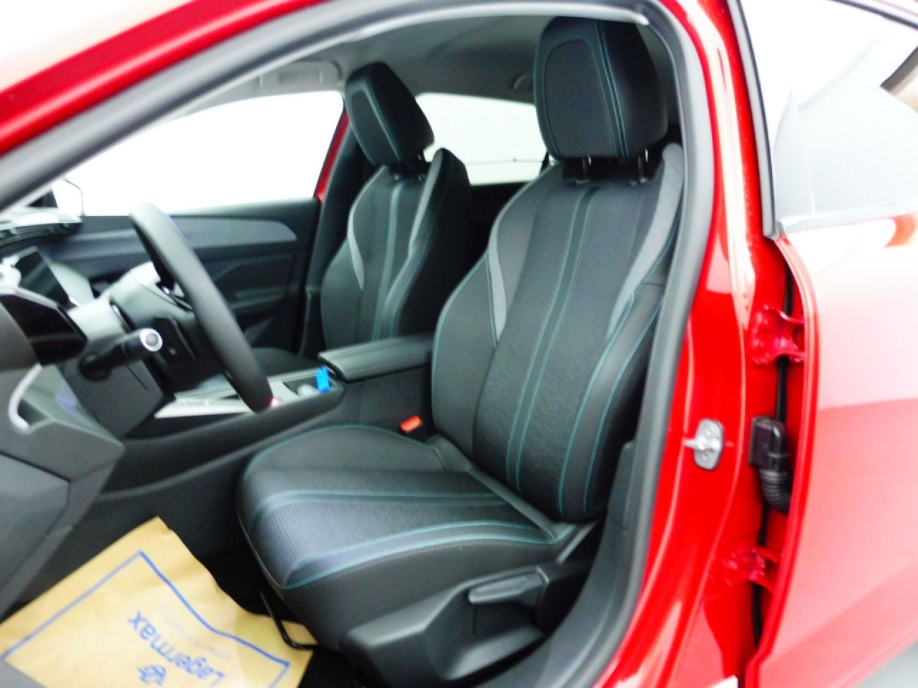 Mandataire PEUGEOT 308 1.5 BLUEHDI 130CH S&S ALLURE EAT8