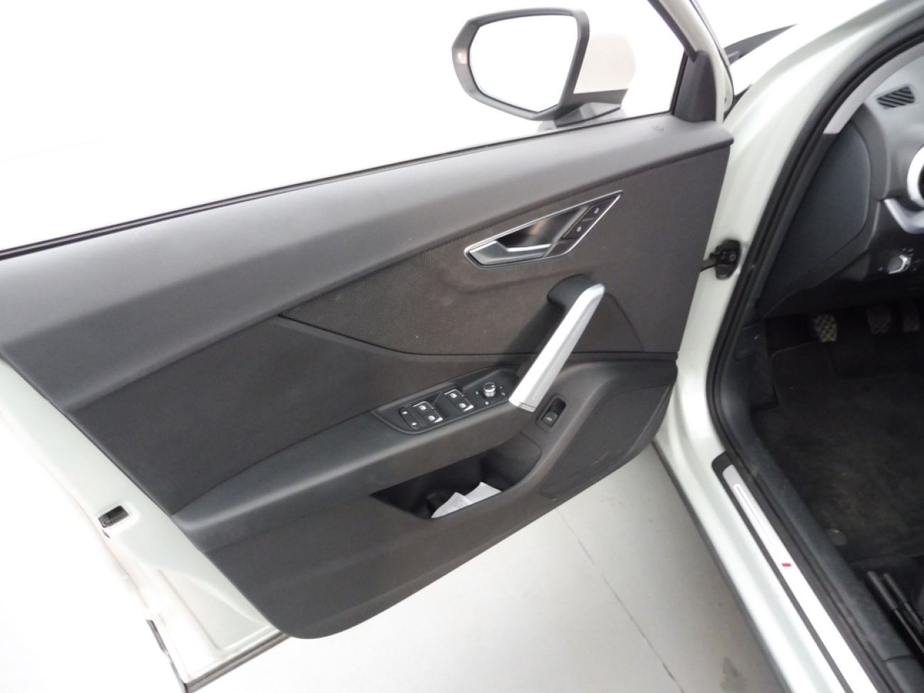 Mandataire AUDI Q2 30 TDI 116CH PACK S LINE EXTERIEUR
