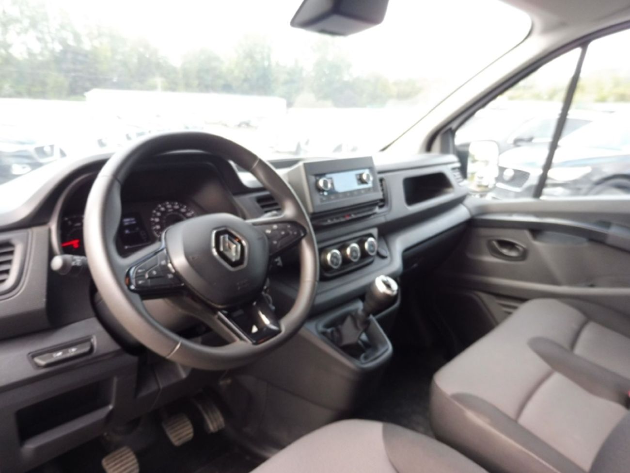 Mandataire RENAULT Trafic L2H1 3T 2.0 BLUE DCI 130CH CONFORT