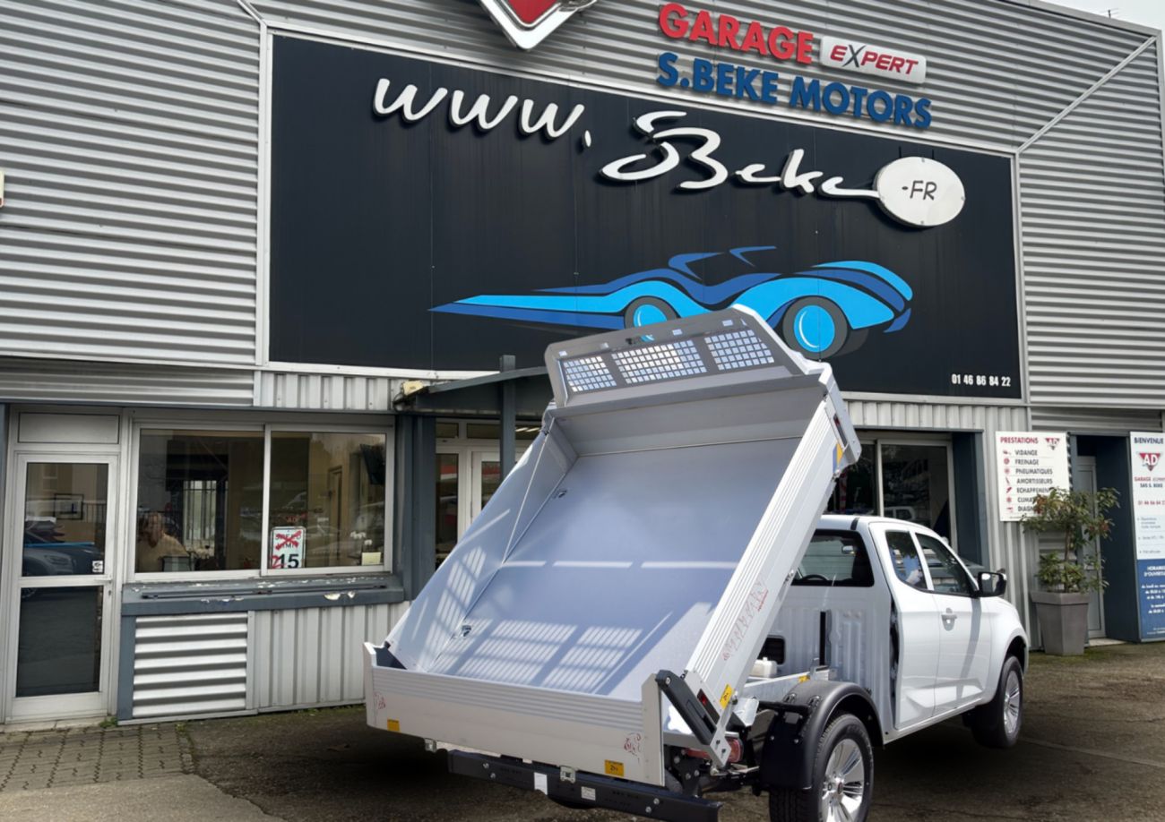 Mandataire ISUZU D-MAX BENNE BASCULANTE NOUVEAU  2.2L SPACE EVOLUTION BENNE BASCULANTE ACIER