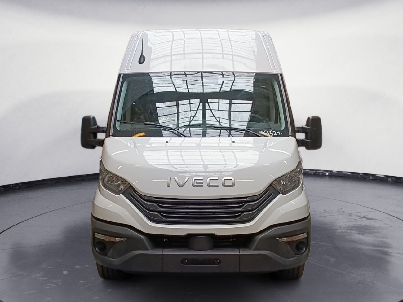 Mandataire IVECO Daily 35S16 2.3 V12 HI-MATIC 156CV