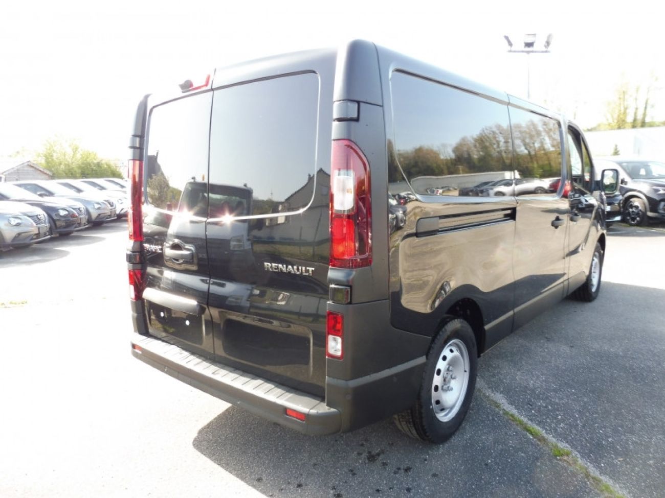 Mandataire RENAULT Trafic L2H1 3T 2.0 BLUE DCI 150CH ADVANCE EDC -24