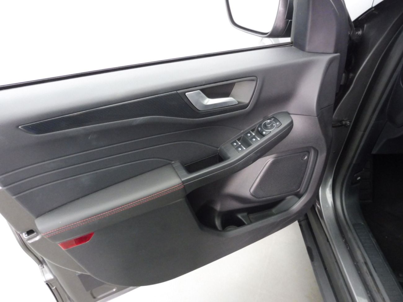 Mandataire Ford KUGA 2.0 TDCI 120CH ST-LINE POWERSHIFT