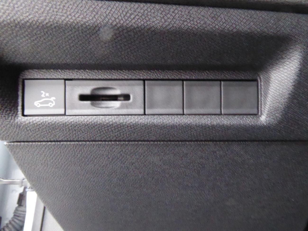Mandataire PEUGEOT 308 SW 1.2 HYBRID 136CH GT E-DCS6