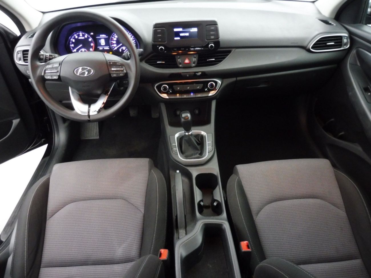 Mandataire Hyundai i30 1.5 DPI 110 CH