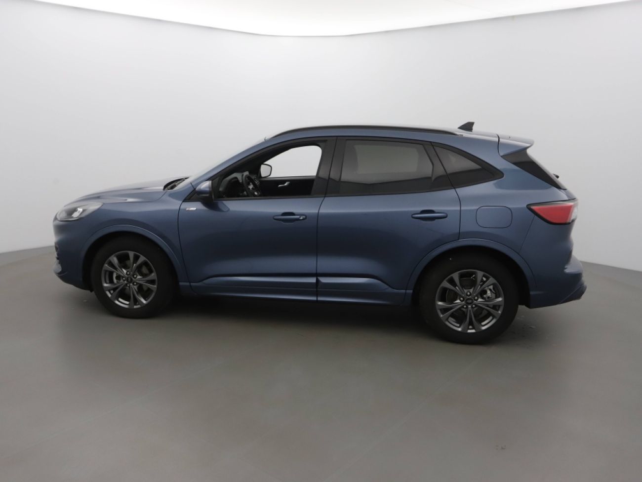 Mandataire Ford KUGA 2.0 TDCI 120CH ST-LINE POWERSHIFT