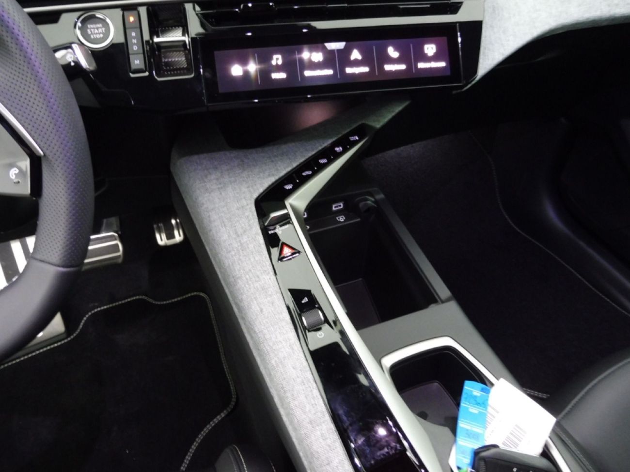 Mandataire PEUGEOT 3008 1.2 HYBRID 145CH GT E-DCS6