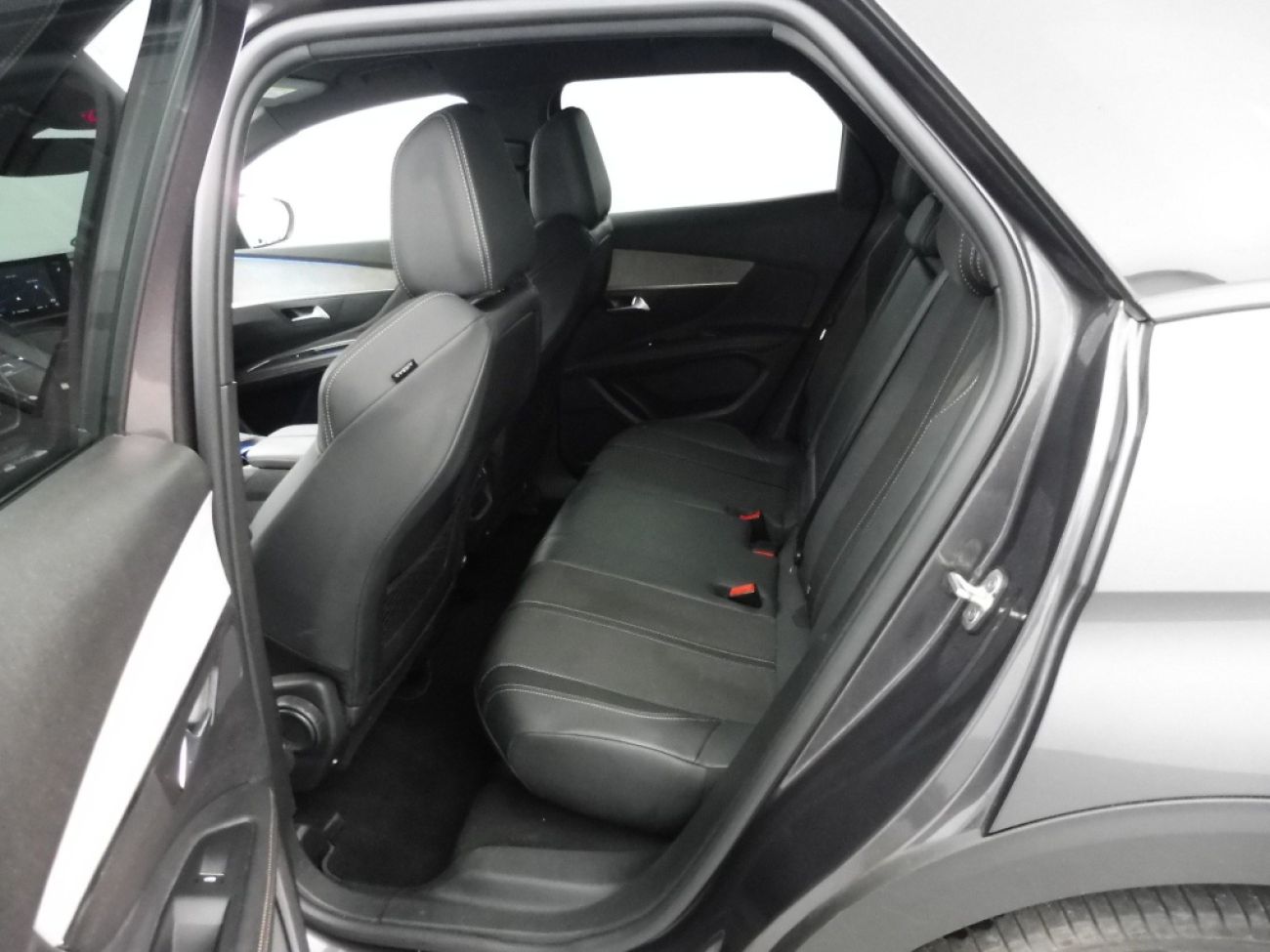 Mandataire PEUGEOT 3008 1.5 BLUEHDI 130CH S&S GT EAT8