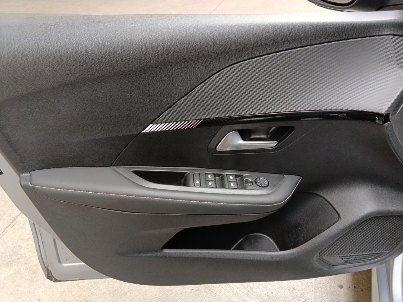 Mandataire PEUGEOT 208 1.2 100CH S&S ALLURE