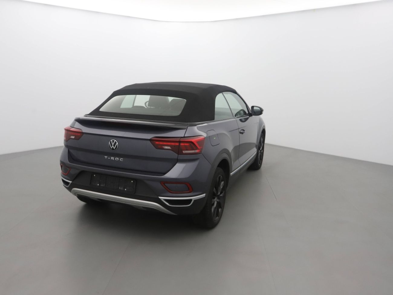Mandataire VOLKSWAGEN T-Roc Cabriolet 1.5 TSI 150 DSGstyle