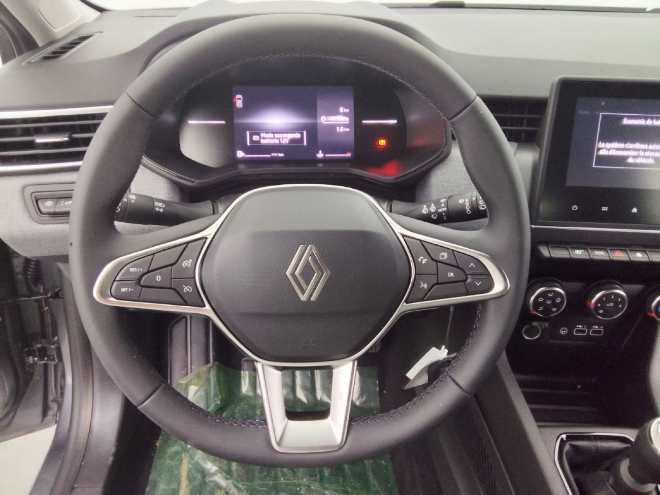 Mandataire RENAULT CLIO V 1.5 DCI 100CH EVOLUTION - 25