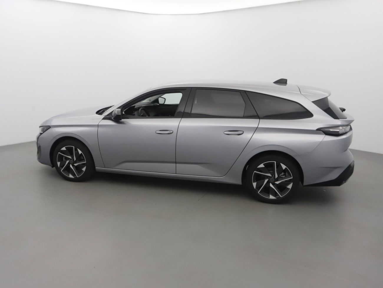 Mandataire PEUGEOT 308 SW 1.2 PURETECH 130CH S&S ALLURE EAT8