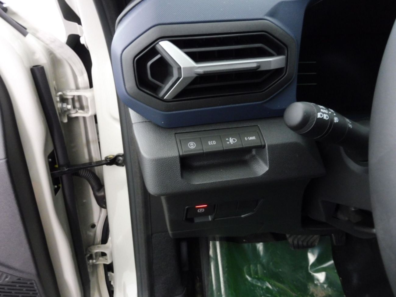 Mandataire Dacia DUSTER 1.6 HYBRID 140CH JOURNEY 4X2