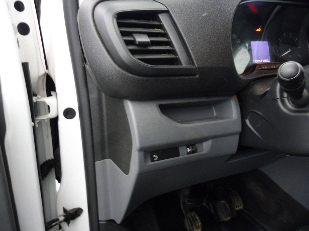 Mandataire PEUGEOT Expert STANDARD 1.5 BLUEHDI 120CH S&S PREMIUM