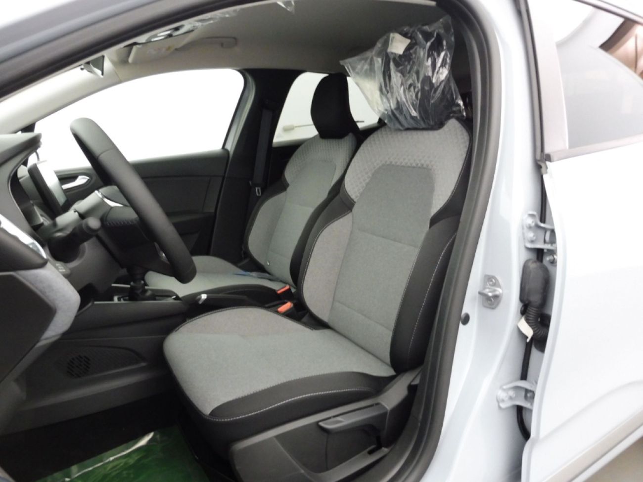 Mandataire RENAULT CLIO V 1.5 BLUE DCI 100CH EVOLUTION - 24