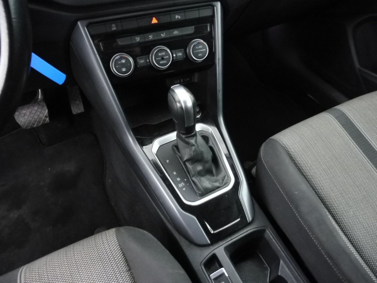 Mandataire VOLKSWAGEN T-Roc Cabriolet 1.5 TSI 150 DSGstyle