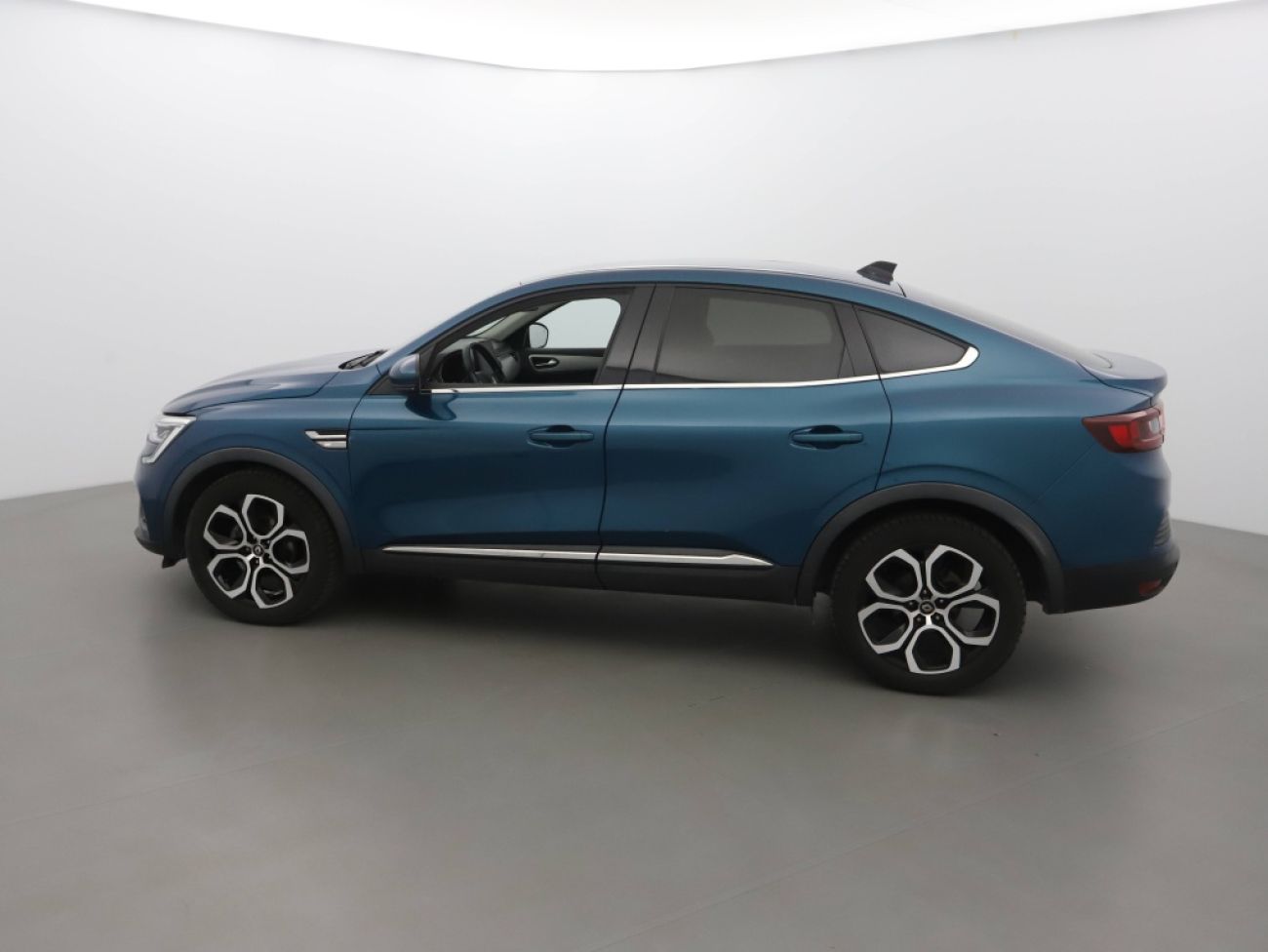 Mandataire RENAULT Arkana 1.3 TCE MILD HYBRID 140CH TECHNO EDC