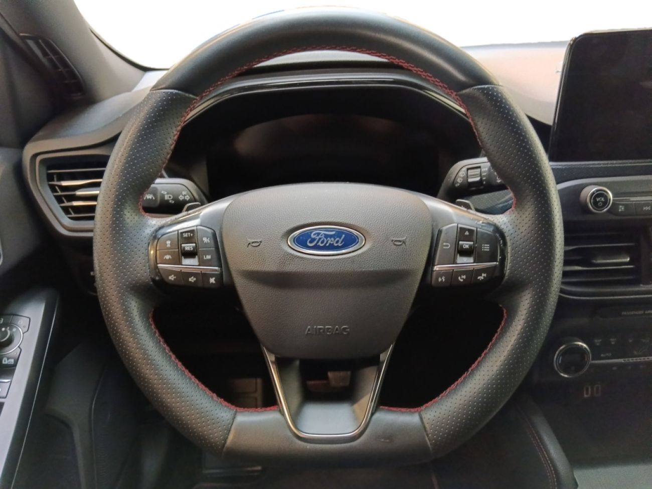 Mandataire Ford Focus 1.5 ECOBOOST 150 BVA ST LINE X