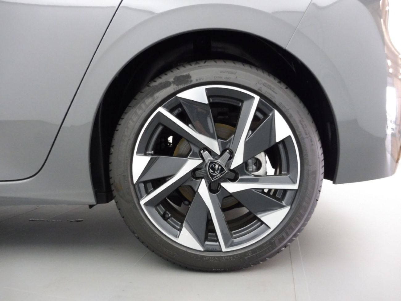 Mandataire PEUGEOT 308 1.5 BLUEHDI 130CH S&S ALLURE EAT8