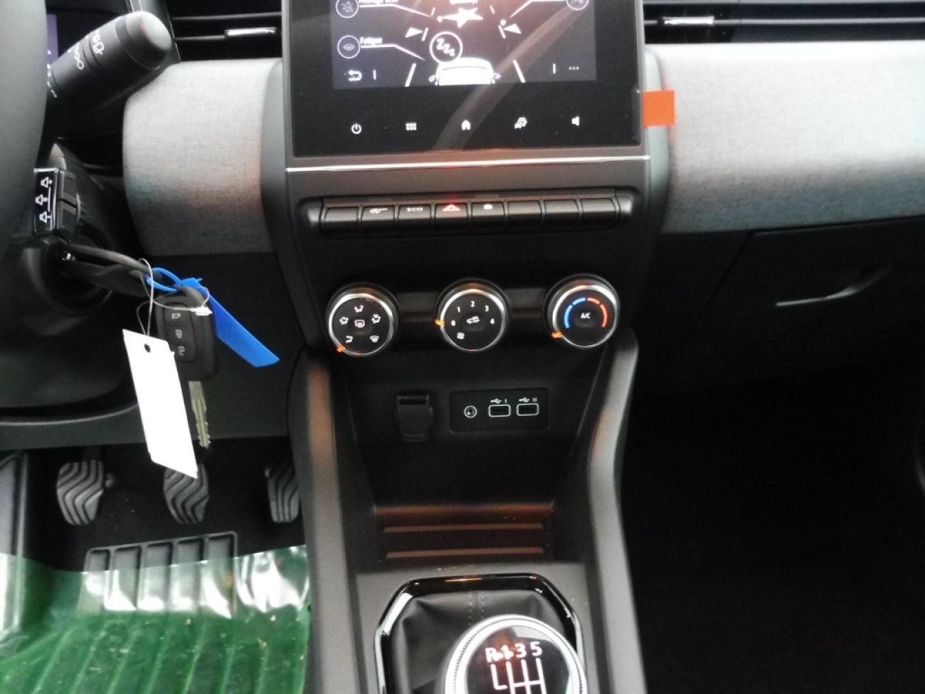 Mandataire RENAULT CLIO V 1.5 DCI 100CH EVOLUTION - 25