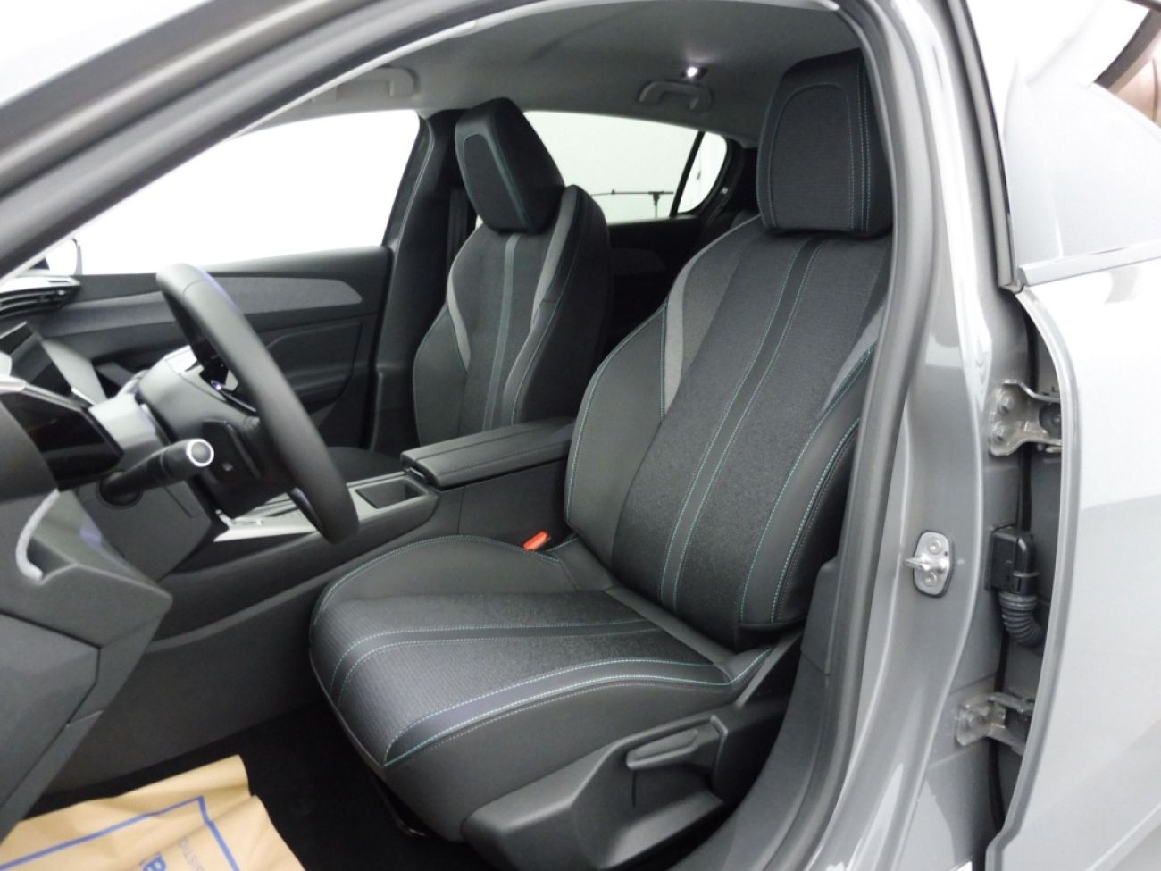 Mandataire PEUGEOT 308 1.5 BLUEHDI 130CH S&S ALLURE EAT8