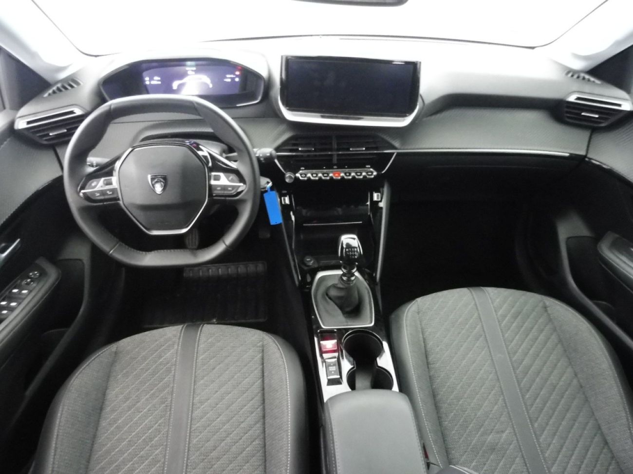 Mandataire PEUGEOT 208 1.2 100CH S&S ALLURE