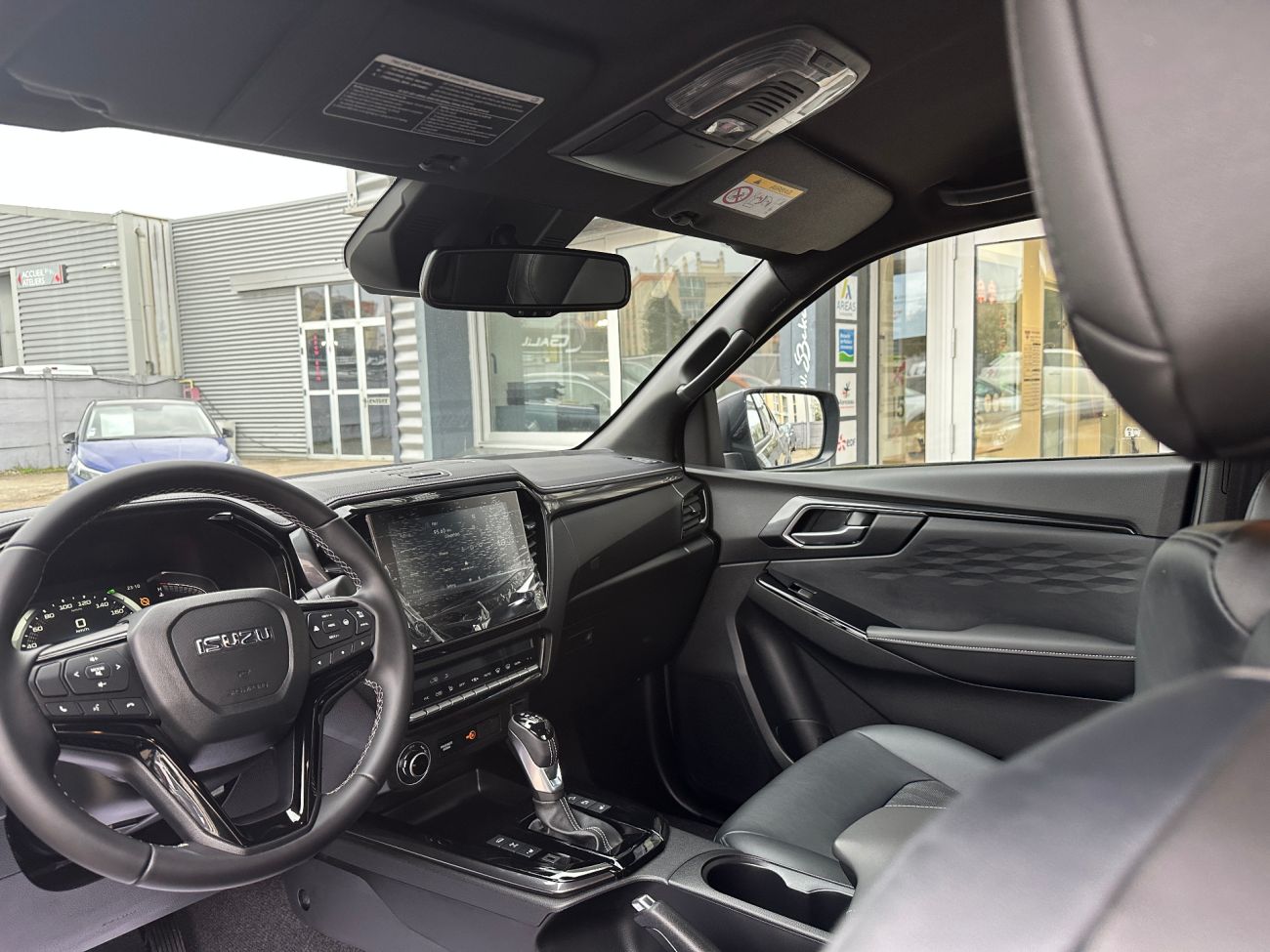 Mandataire ISUZU D-MAX SPACE N60 NITRO SPORT 4X4 AT