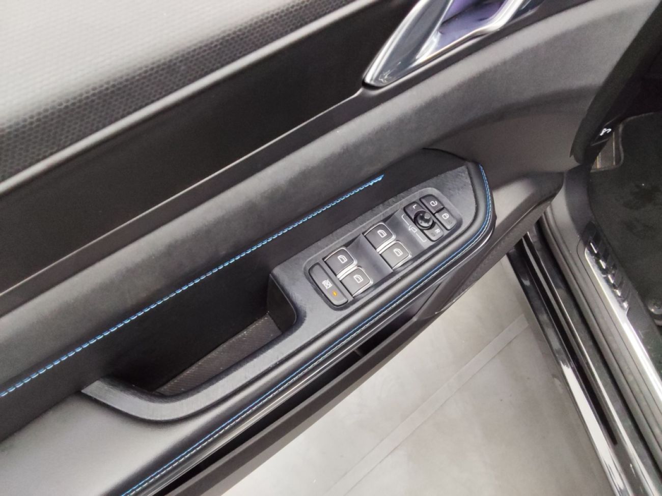 Mandataire LYNK&CO 01 1.5 PHEV 261