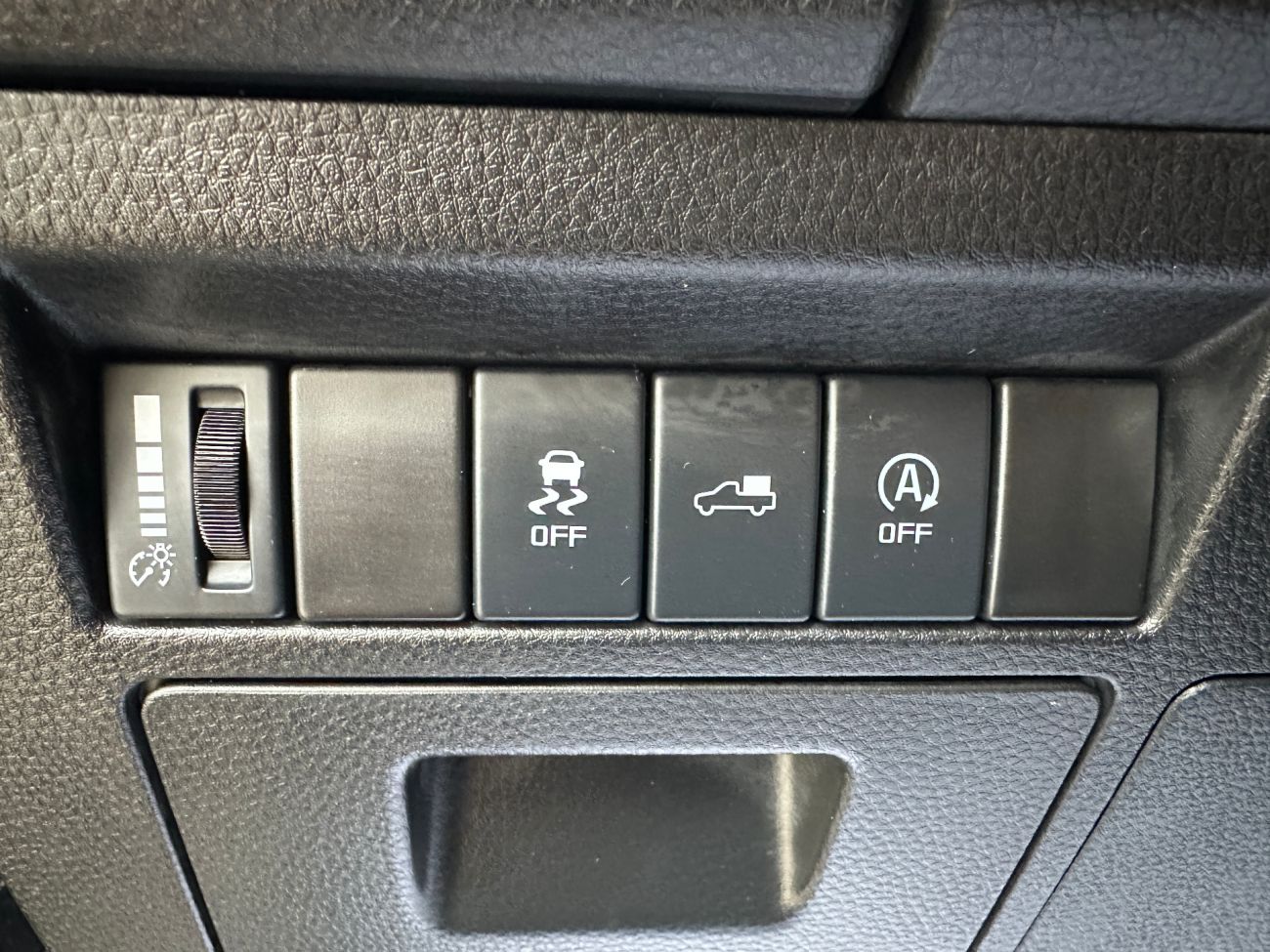 Mandataire ISUZU D-MAX SPACE N60 NITRO SPORT 4X4 AT