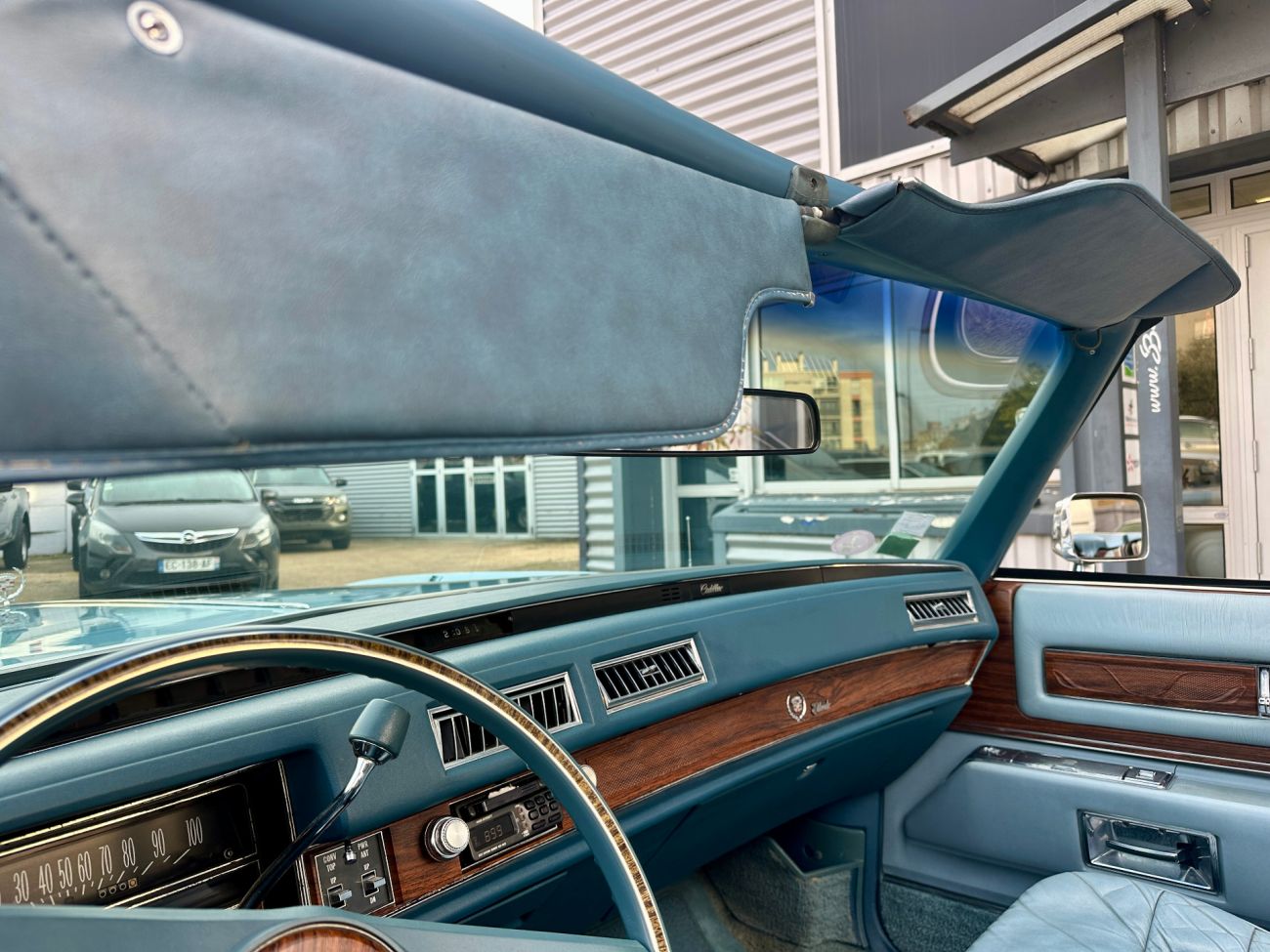 Mandataire CADILLAC ELDORADO CABRIOLET V8 500 CI 8.2