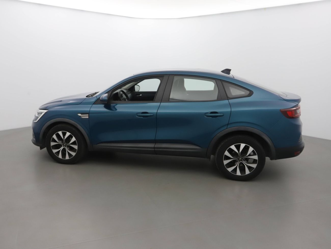 Mandataire RENAULT Arkana 1.3 TCE MILD HYBRID 140CH EQUILIBRE EDC