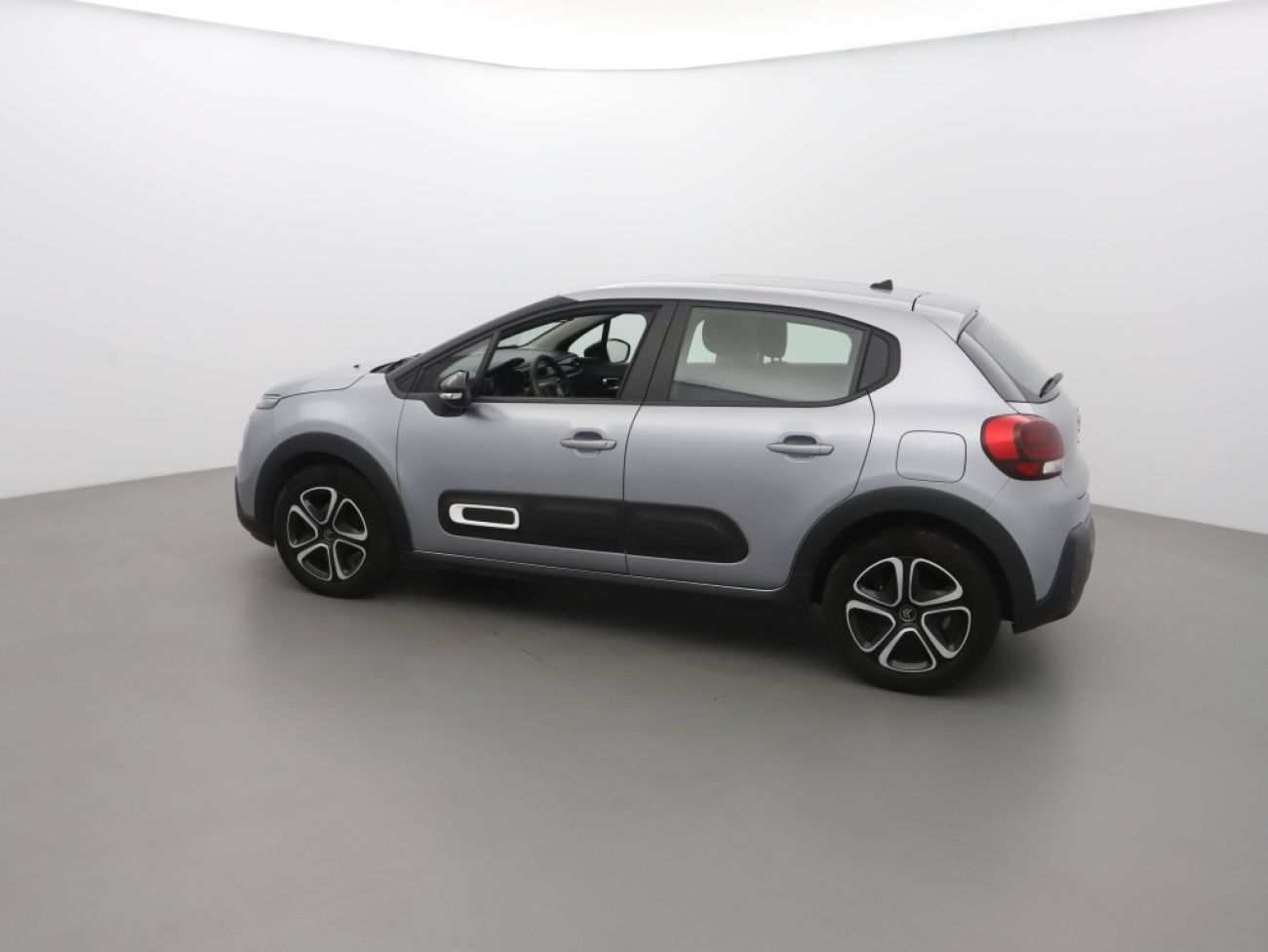 Mandataire Citroën C3 1.5 BLUEHDI 100CH S&S PLUS