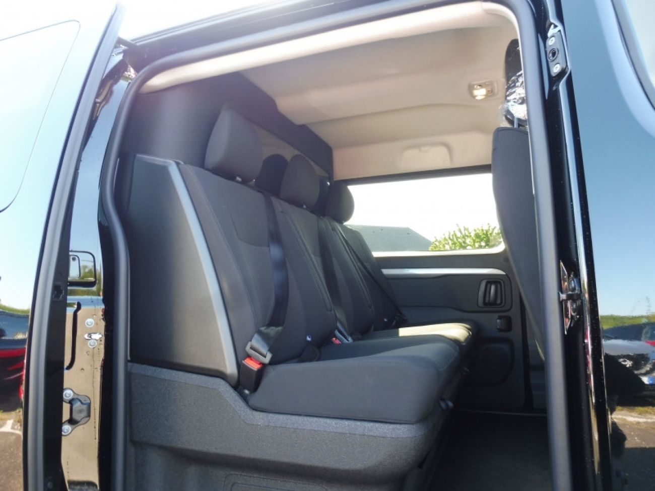 Mandataire PEUGEOT Expert Cabine Approfondie XL 2.2 DIESEL 180CH CABINE APPROFONDIE FIXE AUTOMATIQUE