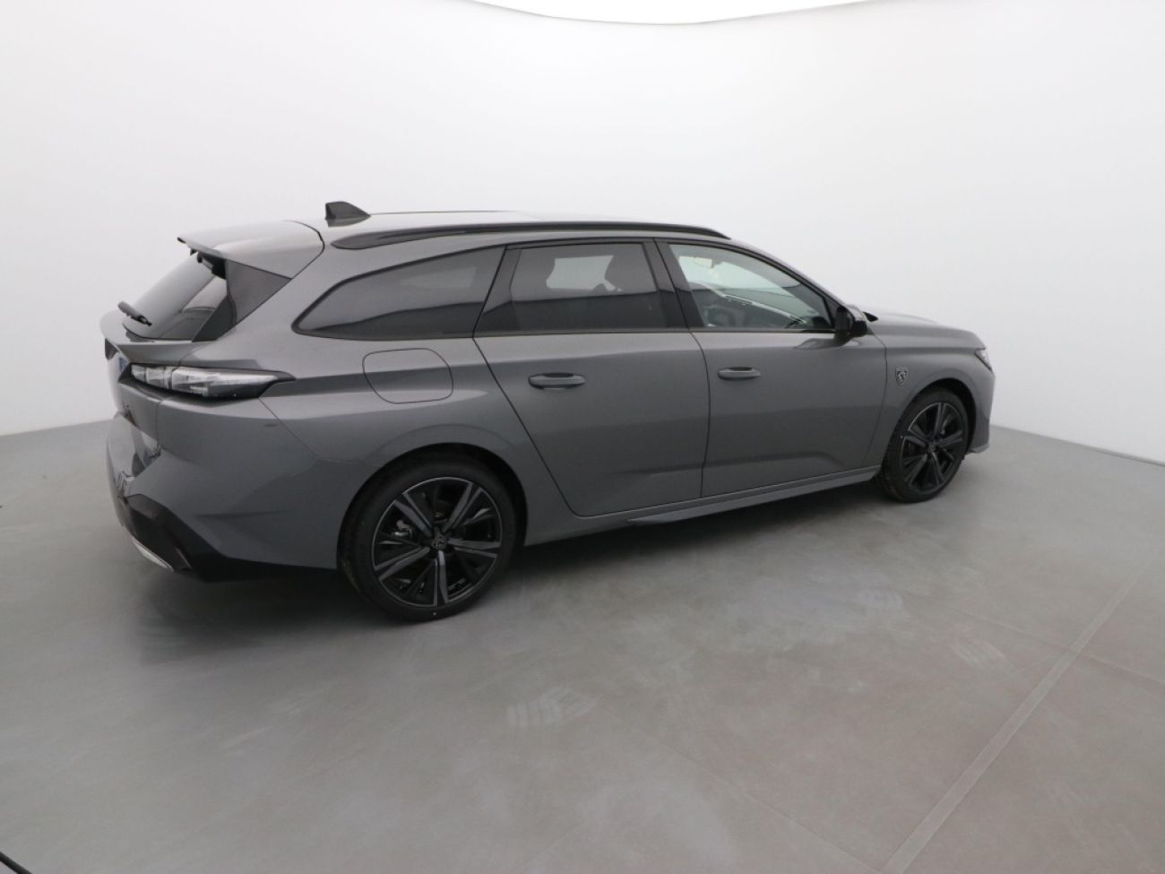 Mandataire PEUGEOT 308 SW 1.2 HYBRID 136CH GT E-DCS6