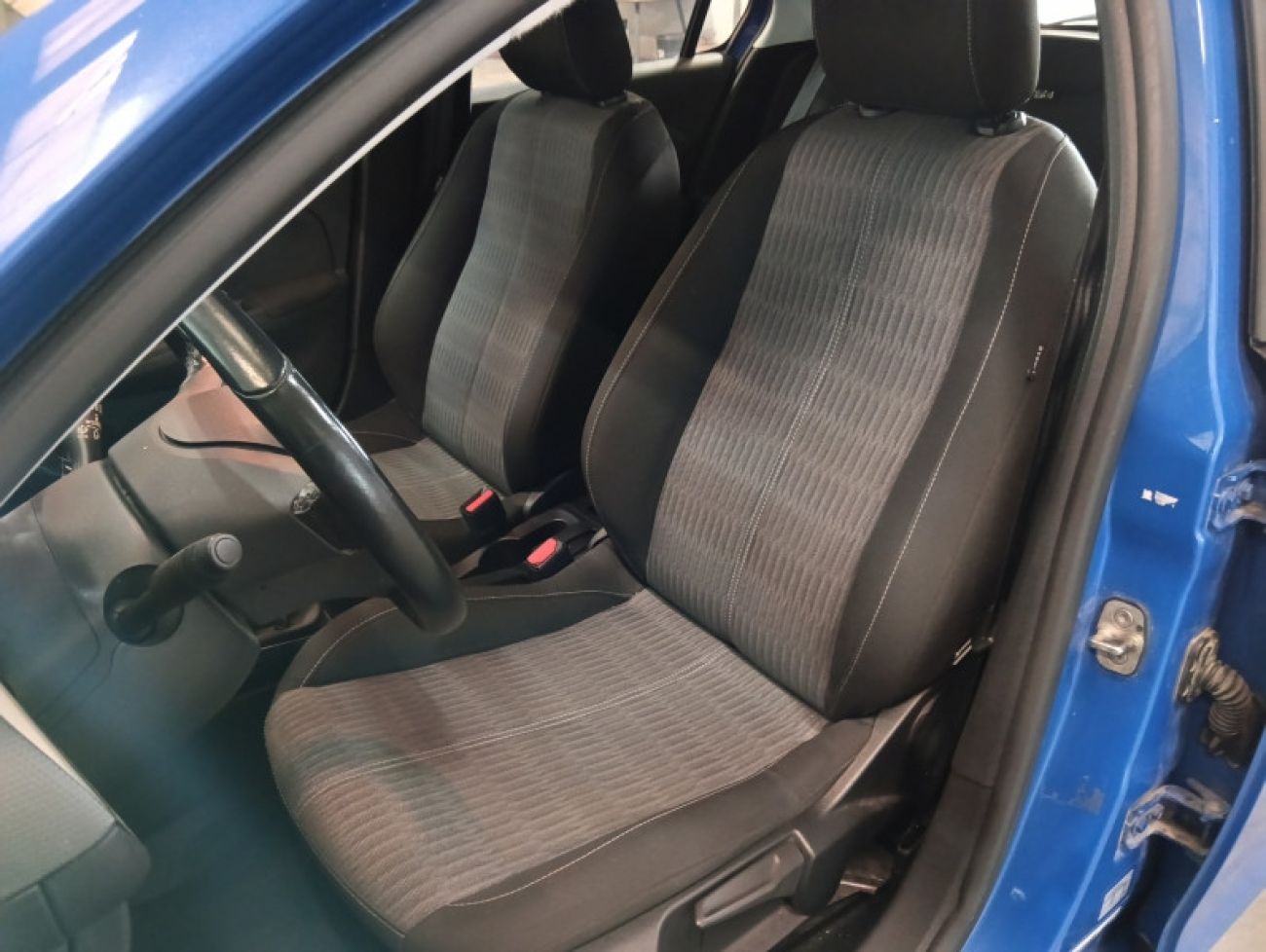 Mandataire Opel Corsa 1.2 100 edition