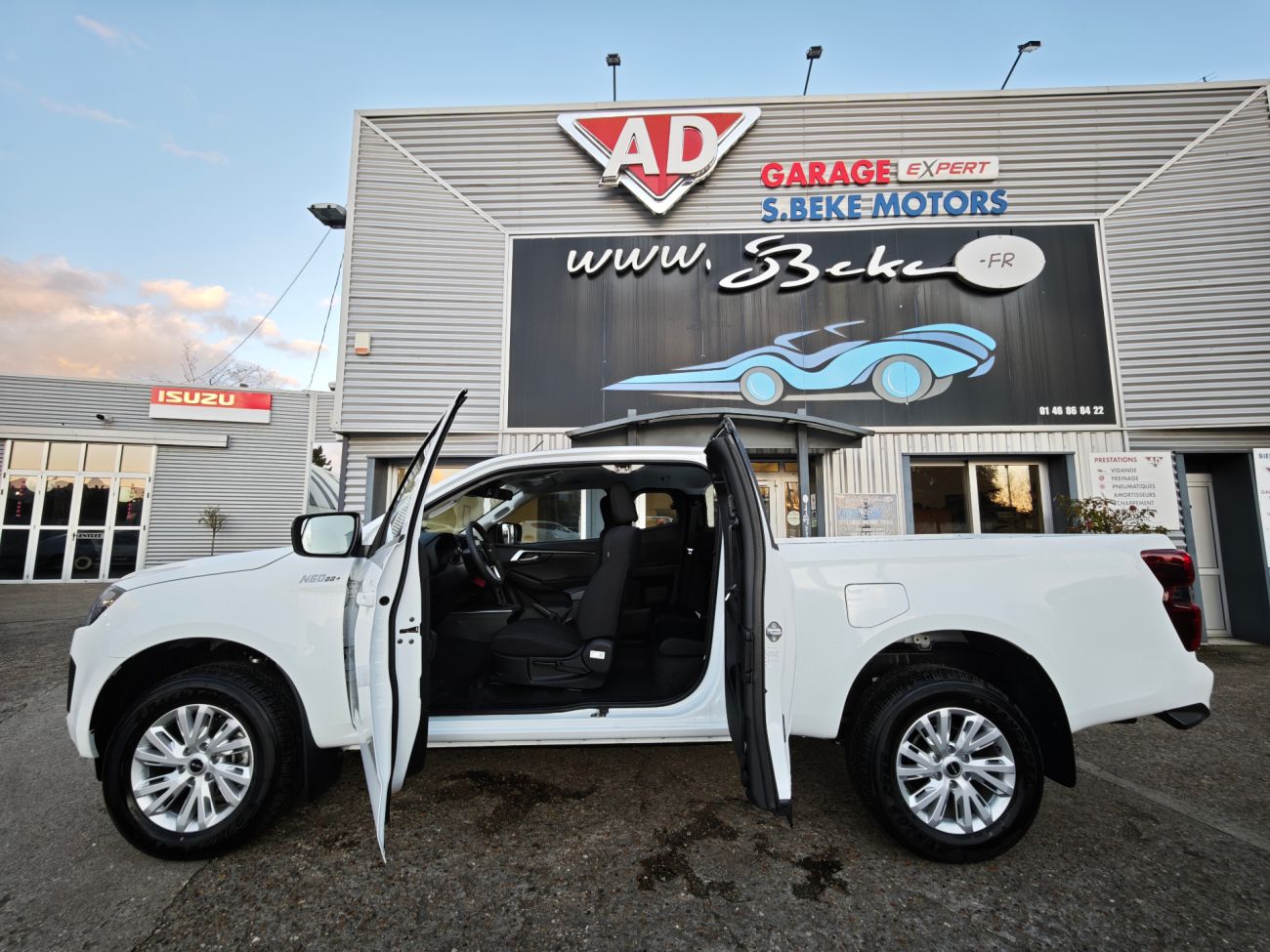 Mandataire ISUZU D MAX SPACE N60 BB+ A/T 4x4  Euro6e