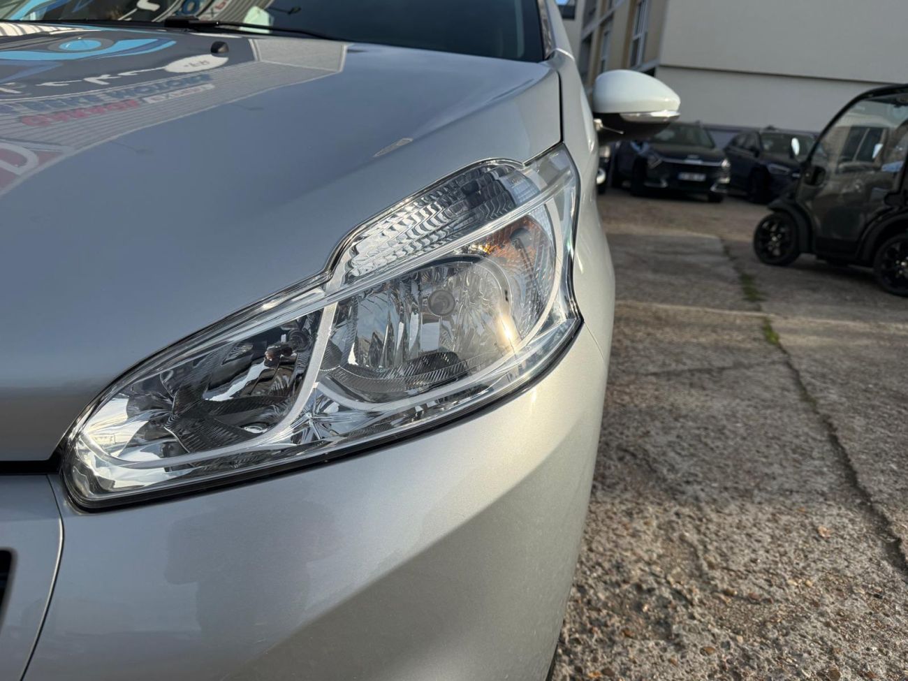 Mandataire PEUGEOT 208 1.2 PureTech 68ch BVM5 Like