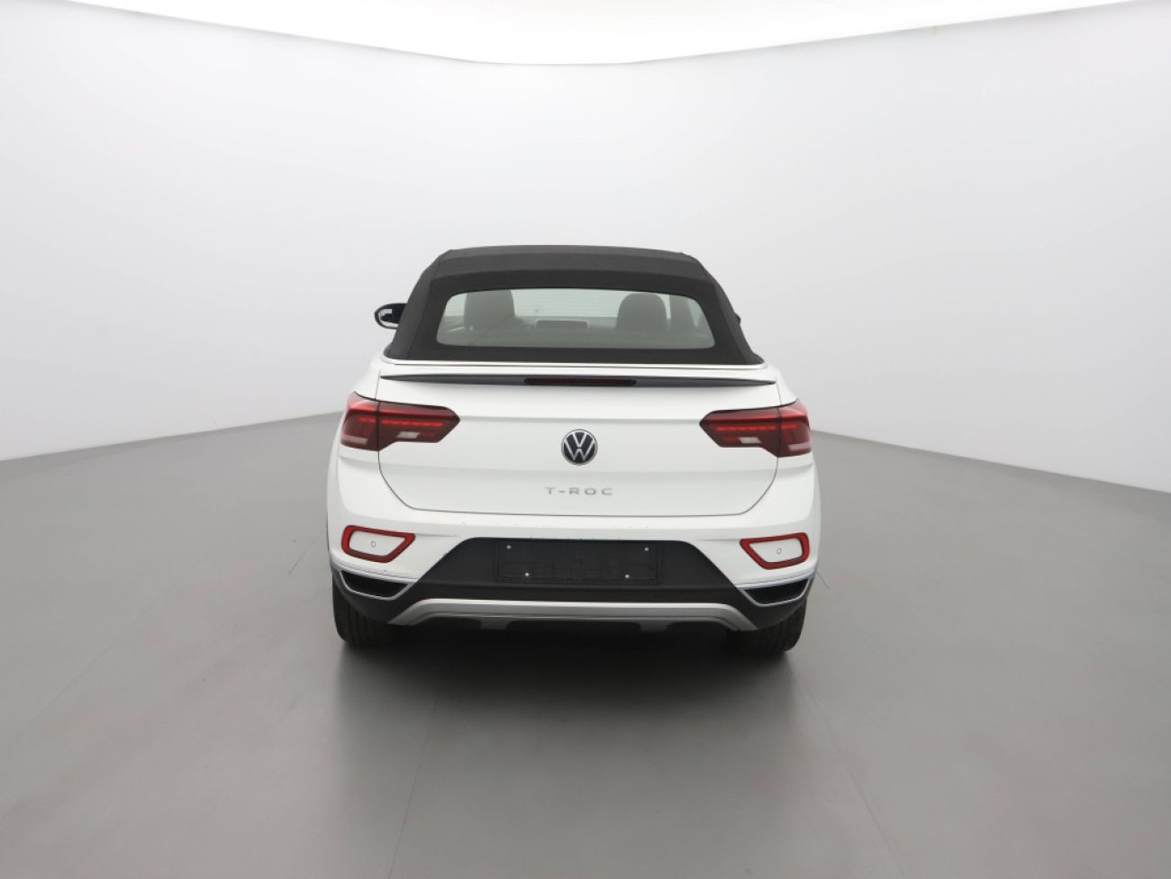 Mandataire VOLKSWAGEN T-Roc Cabriolet 1.5 TSI 150 DSGstyle