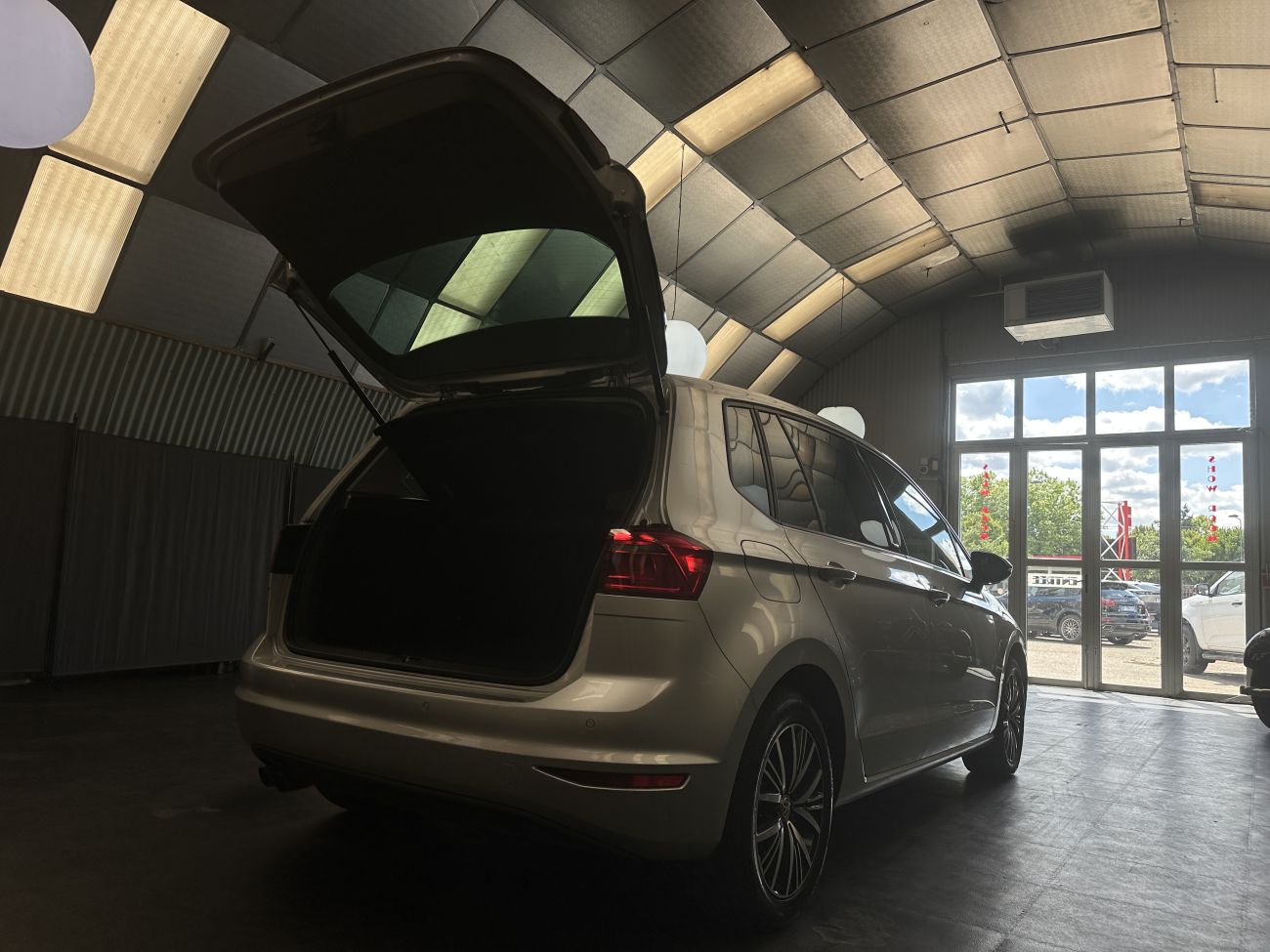 Mandataire VOLKSWAGEN GOLF SPORTSVAN 1.4 TSI 125 BMT DSG7 Serie Speciale Allstar