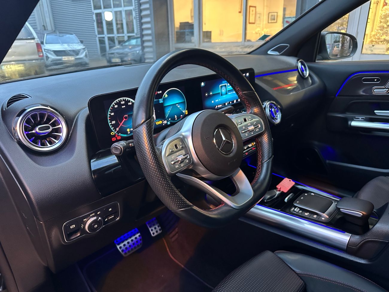 Mandataire MERCEDES-BENZ GLA 200 d 8G-DCT AMG Line edition 1 toit pano