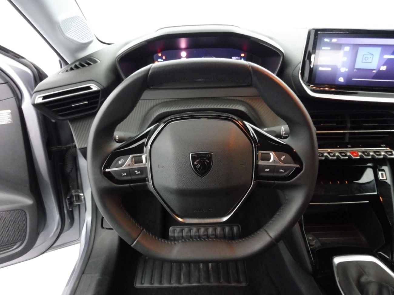 Mandataire PEUGEOT 208 1.2 100CH S&S ALLURE